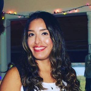 Meet your Posher, Claudia